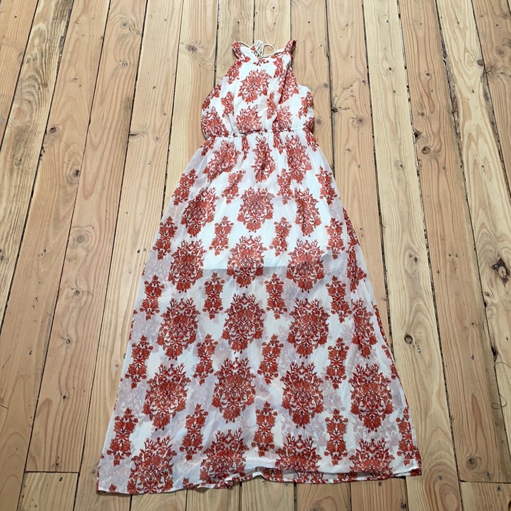 Cute floral maxi!